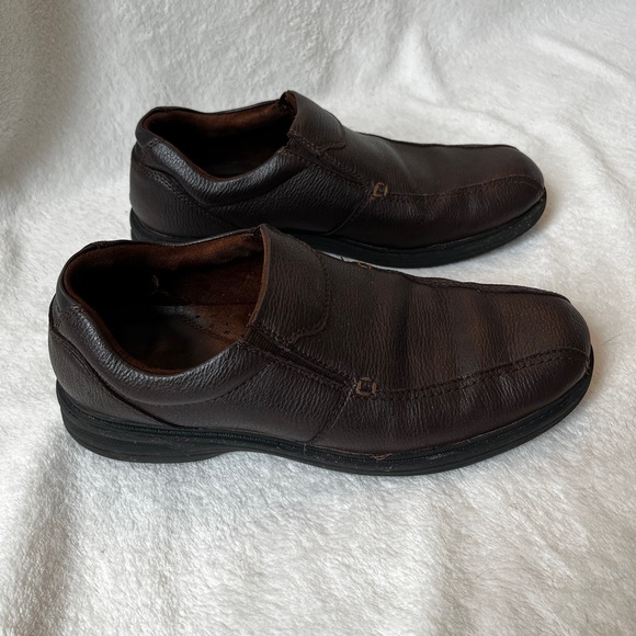 Clarks Brown Leather Slip On Shoes Men’s 11 Comfort Casual Loafers - Picture 3 of 11